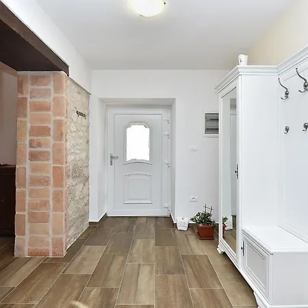 Family Friendly House With A Swimming Pool Butkovici, Istria - Sredisnja Istra - 20751 Svetvinčenat