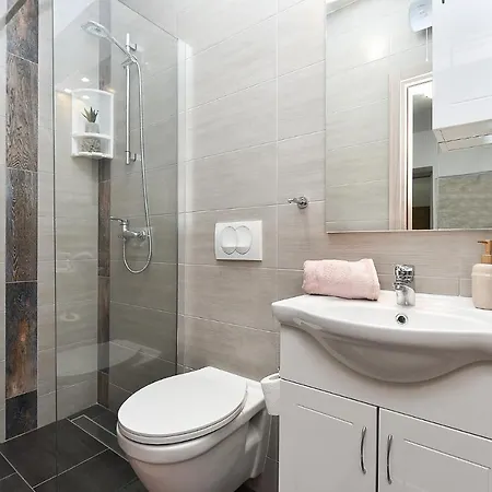 度假居 Family Friendly House With A Swimming Pool Butkovici, Istria - Sredisnja Istra - 20751 Svetvinčenat