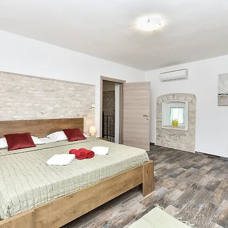 Family Friendly House With A Swimming Pool Butkovici, Istria - Sredisnja Istra - 20751 度假居